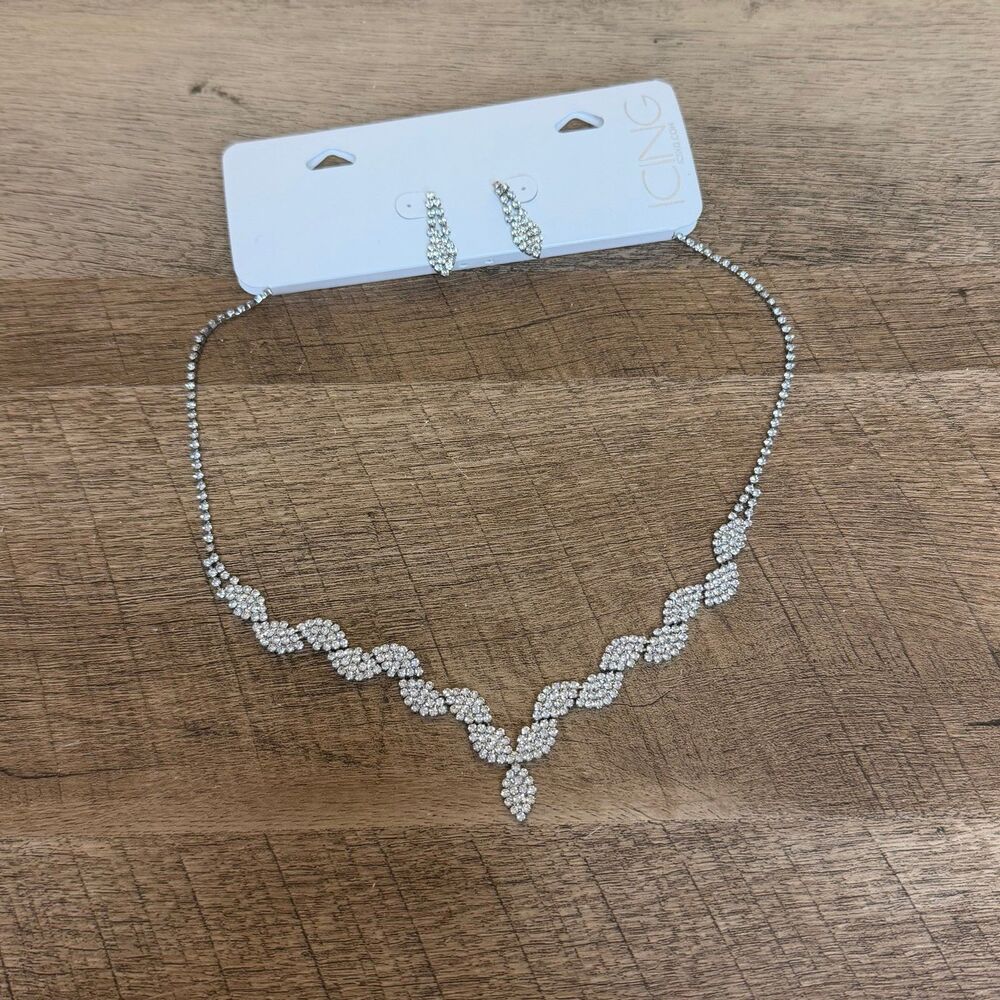 Icing silver-tone rhinestone necklace / matching earring set prom wedding bridal
